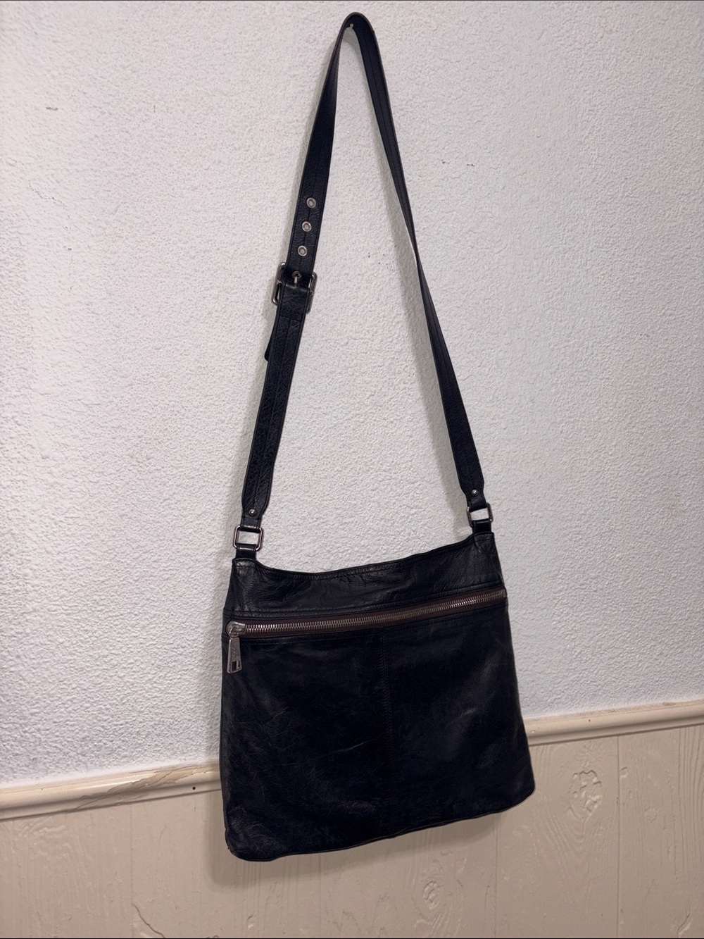 HOBO Black Leather Crossbody Bag with Front Zip